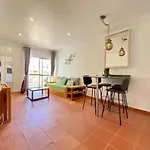 Skylight 1 With Pool By Homing Appartement