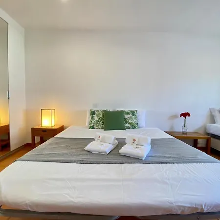 Apartment Sky Light With Pool By Homing *